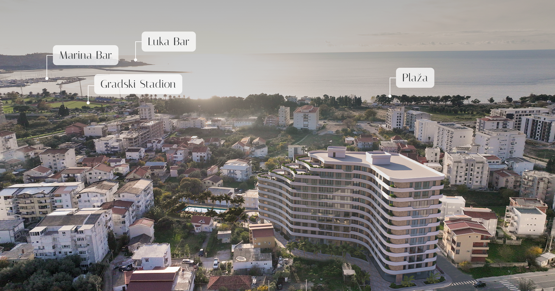 Pogled iz vazduha na Terrazze Residences duž obale Šušnja, Bar, sa označenim obližnjim znamenitostima